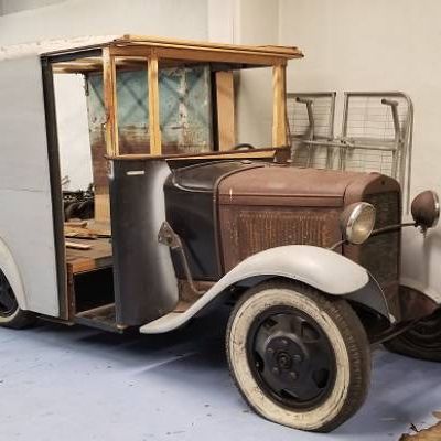 1931-ford-aa-standrive-delivery-trucks-image1