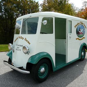1937 Stutz Pak-Age-Car Truck
