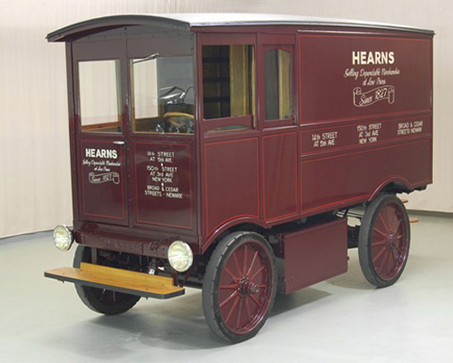 1909 Retail Store Delivery Van