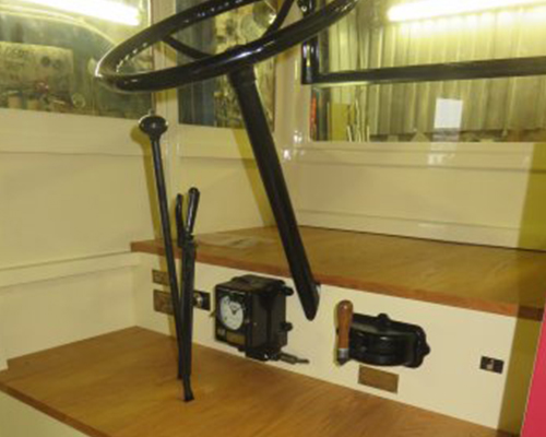 Driver's area of the front interior