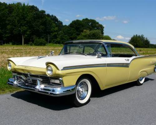 1957 Ford Fairlane 500 2-Door Hard Top