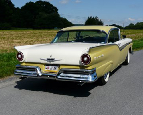 1957 Ford Fairlane 500 2-Door Hard Top