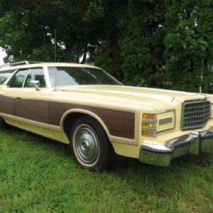 1976 Ford Country Squire