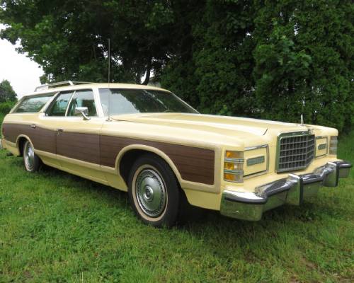 1976 Ford Country Squire Station Wagon