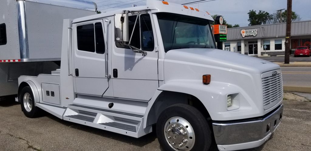 Freightliner F-60